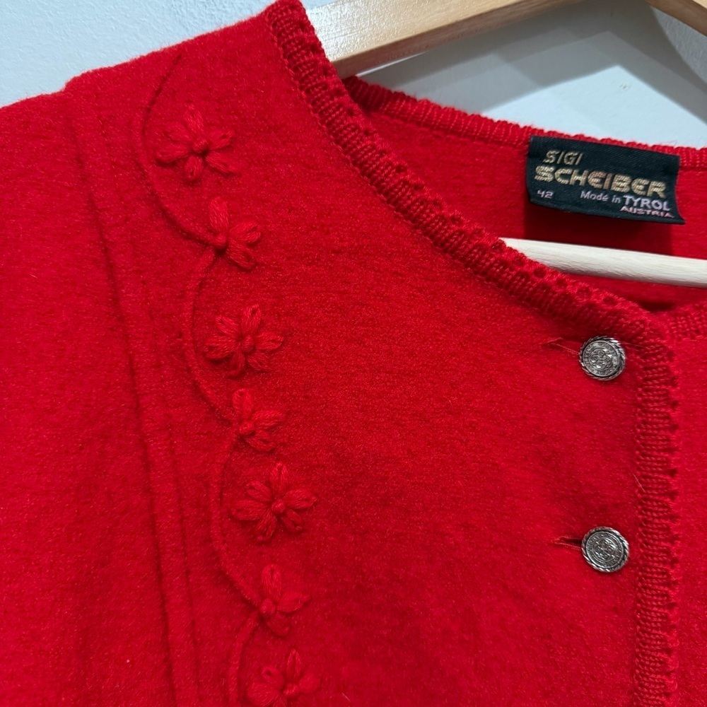 Vintage Sigi Scheiber Red Boiled Wool Cardigan Floral Embroidery Austria Size 12 - Picture 3 of 8